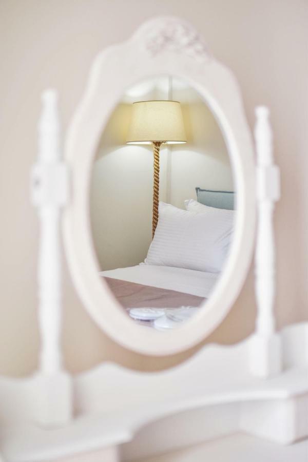 Oliver Suites Athena Bagian luar foto